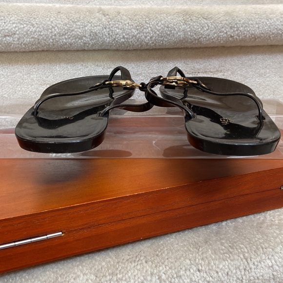 michael kors thong jelly sandals - Picture 8 of 14